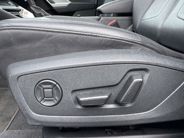 Used 2025 Audi Q3 2.0T Premium AWD/4WD image 25