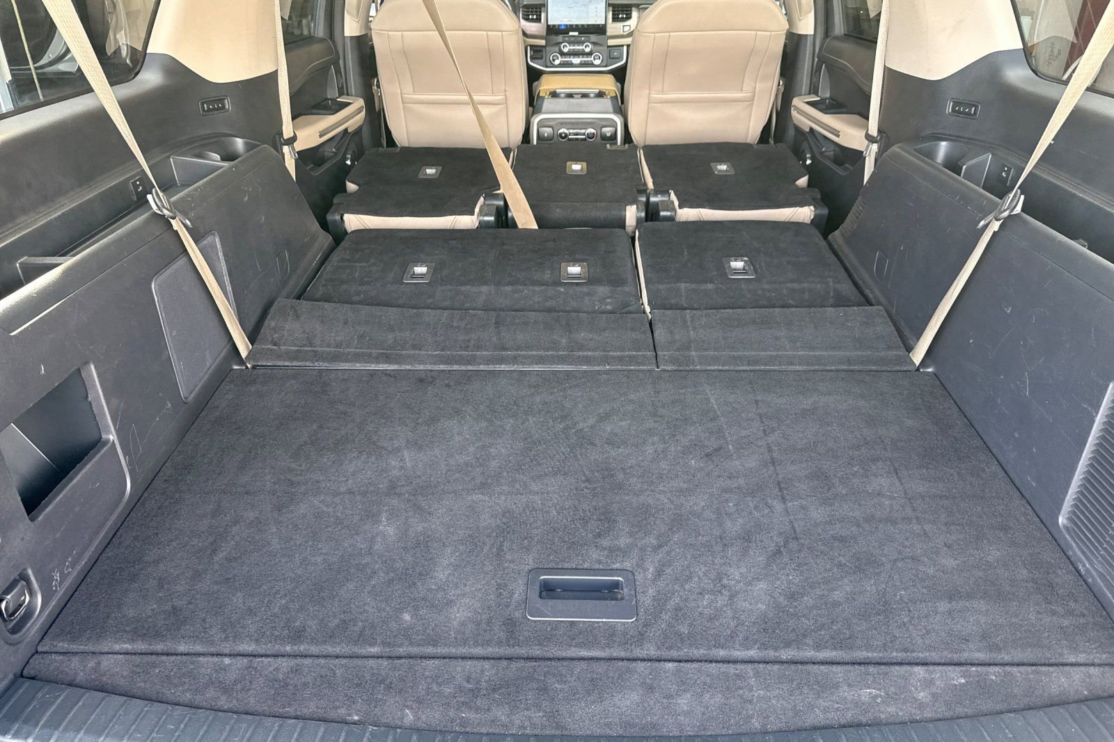 Used 2024 Ford Expedition Max Limited image 16