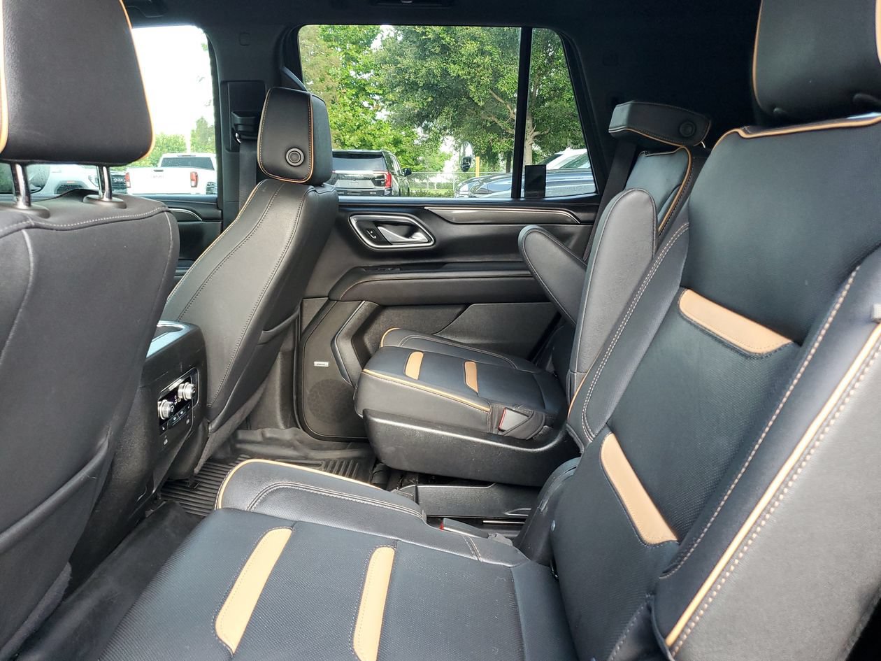 Used 2023 GMC Yukon AT4 AWD/4WD image 10