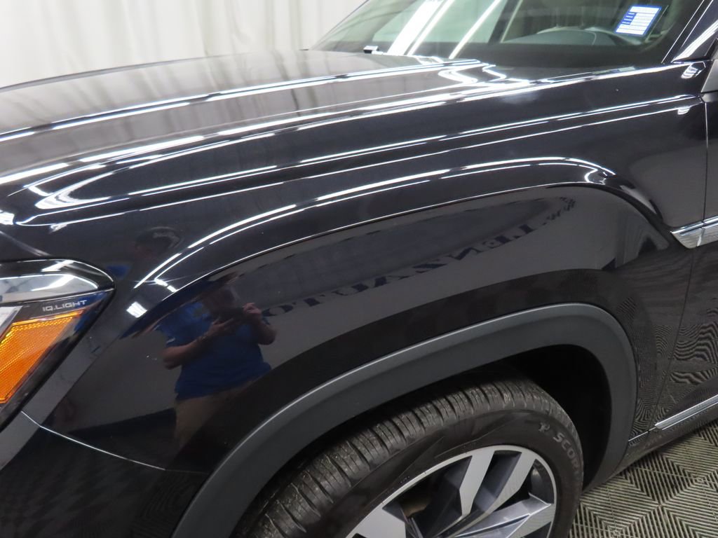 Used 2021 Volkswagen Atlas SEL R-Line AWD/4WD image 41