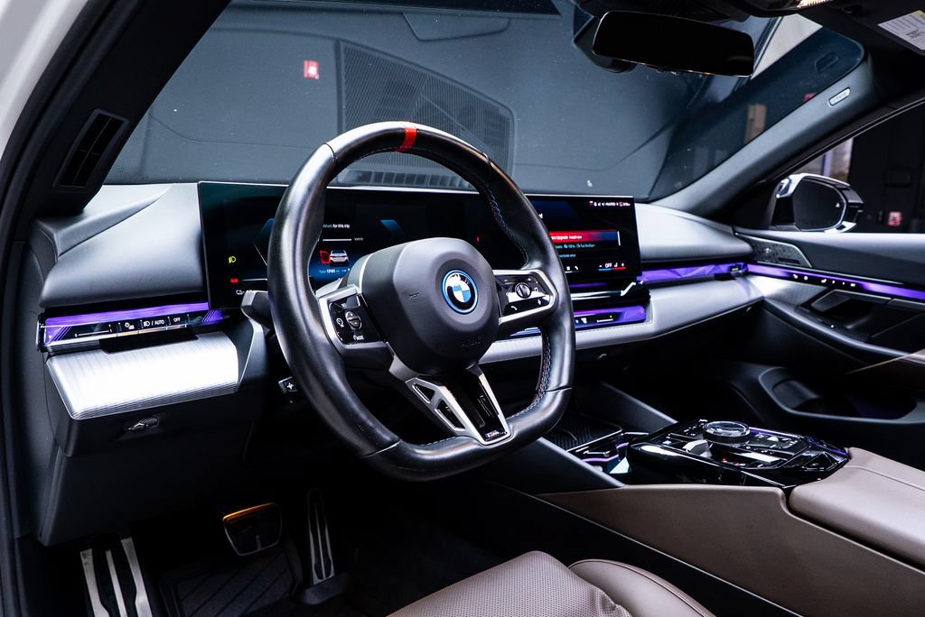 Used 2024 BMW i5 M60 AWD/4WD image 33