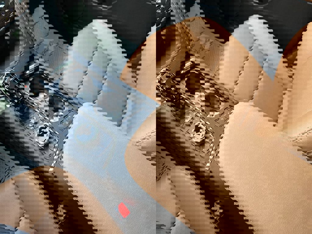 Certified 2025 Cadillac XT5 Premium Luxury w/ LPO, Floor Liner Package image 20