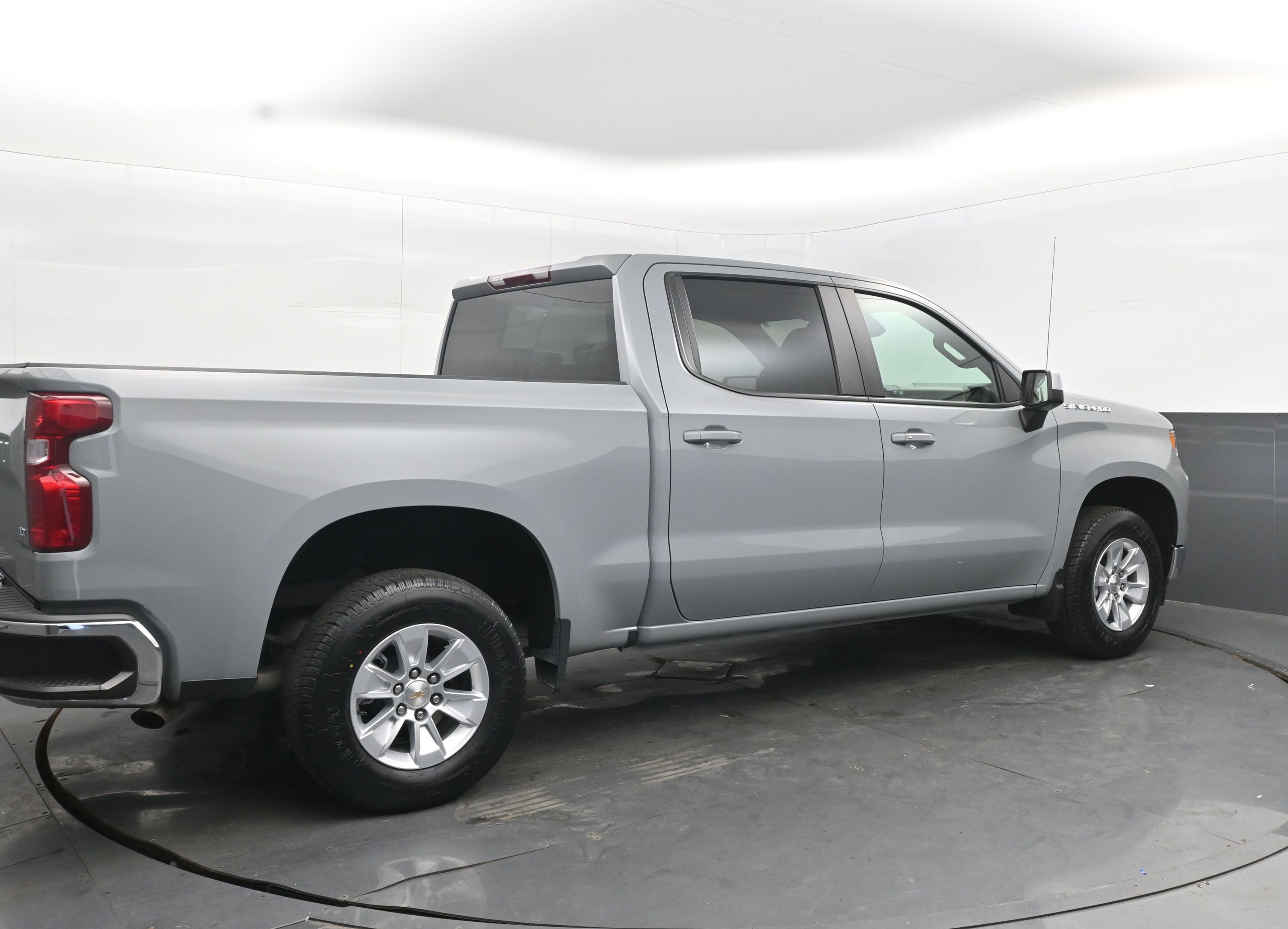 Used 2024 Chevrolet Silverado 1500 LT w/ Protection Package image 9