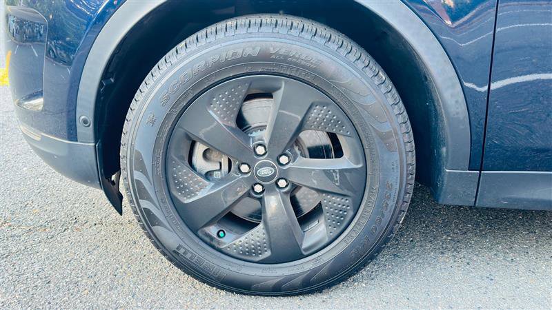 Used 2021 Land Rover Discovery Sport S image 13