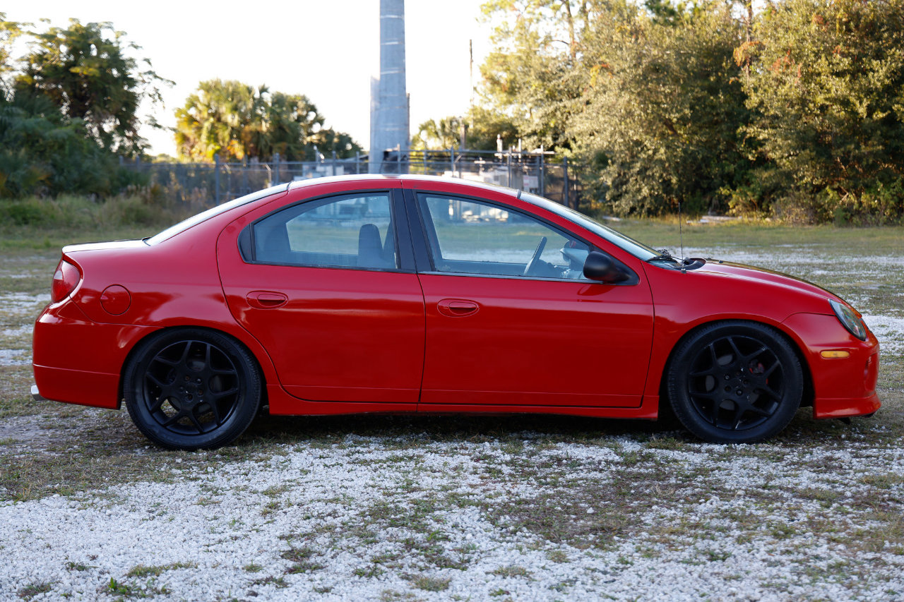 Used 2003 Dodge Neon image 13