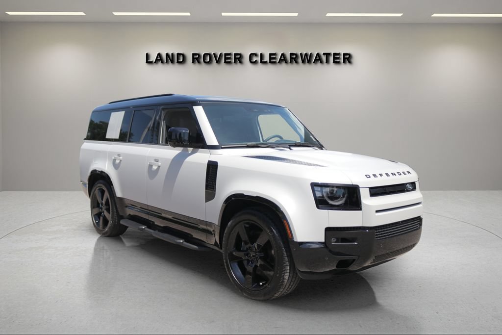 Used 2026 Land Rover Defender 130 X-Dynamic SE AWD/4WD image 7