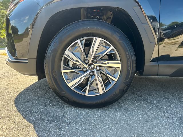 Certified 2024 Hyundai Tucson Blue AWD/4WD image 11