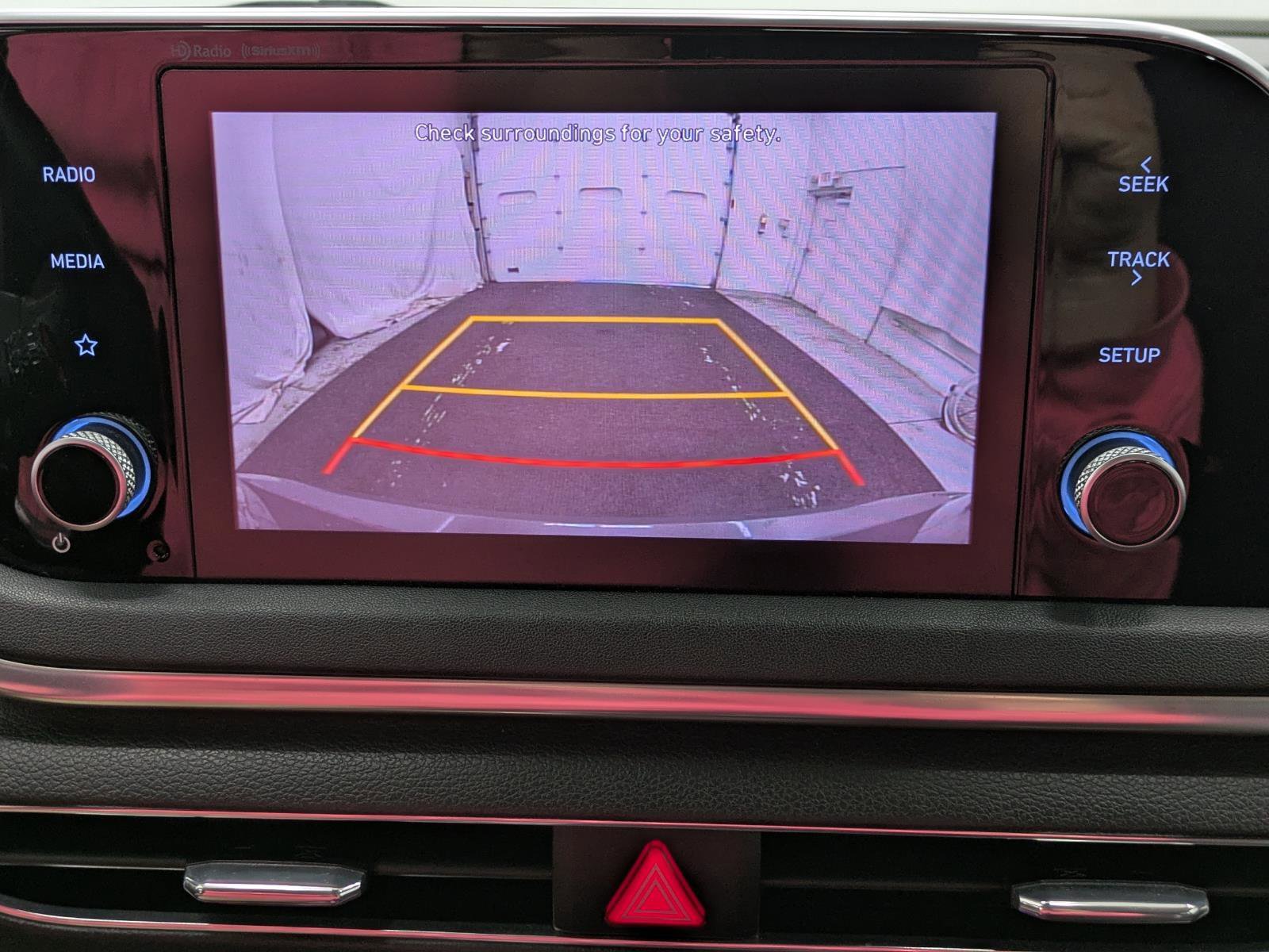 Used 2022 Hyundai Sonata SEL w/ Convenience Package image 9