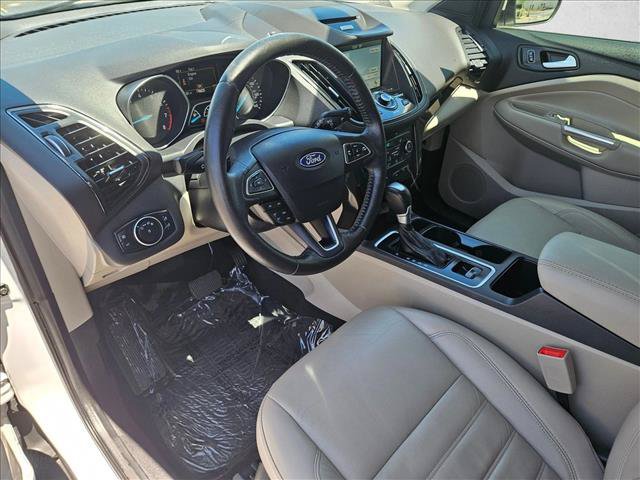 Used 2017 Ford Escape Titanium FWD image 11