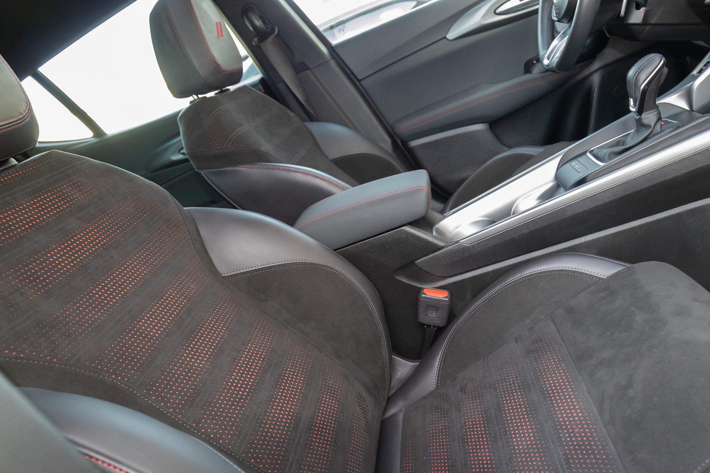 Used 2024 Dodge Hornet R/T Plus image 18