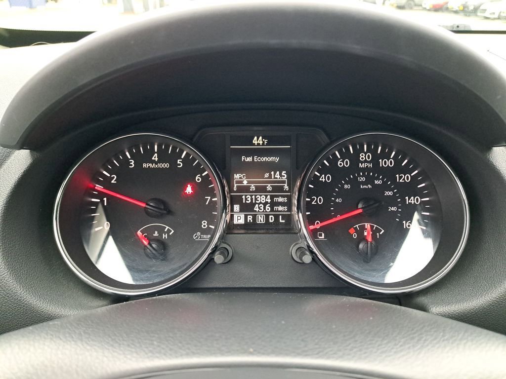 Used 2011 Nissan Rogue SV w/ SL Pkg image 19