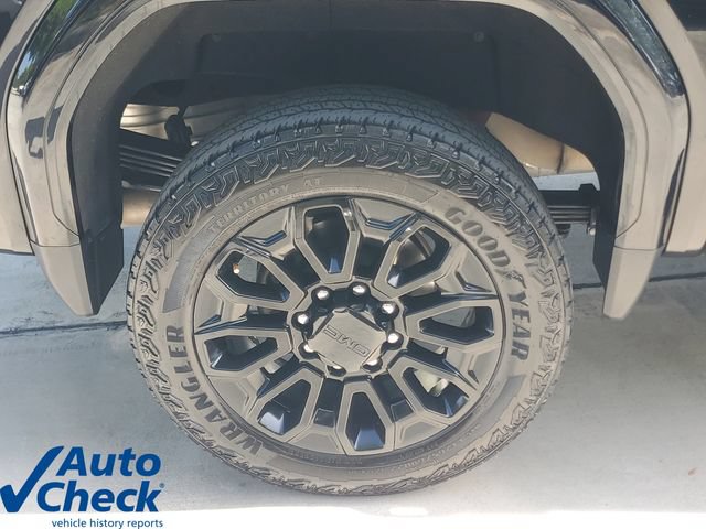 Used 2025 GMC Sierra 2500 Denali Ultimate AWD/4WD image 9