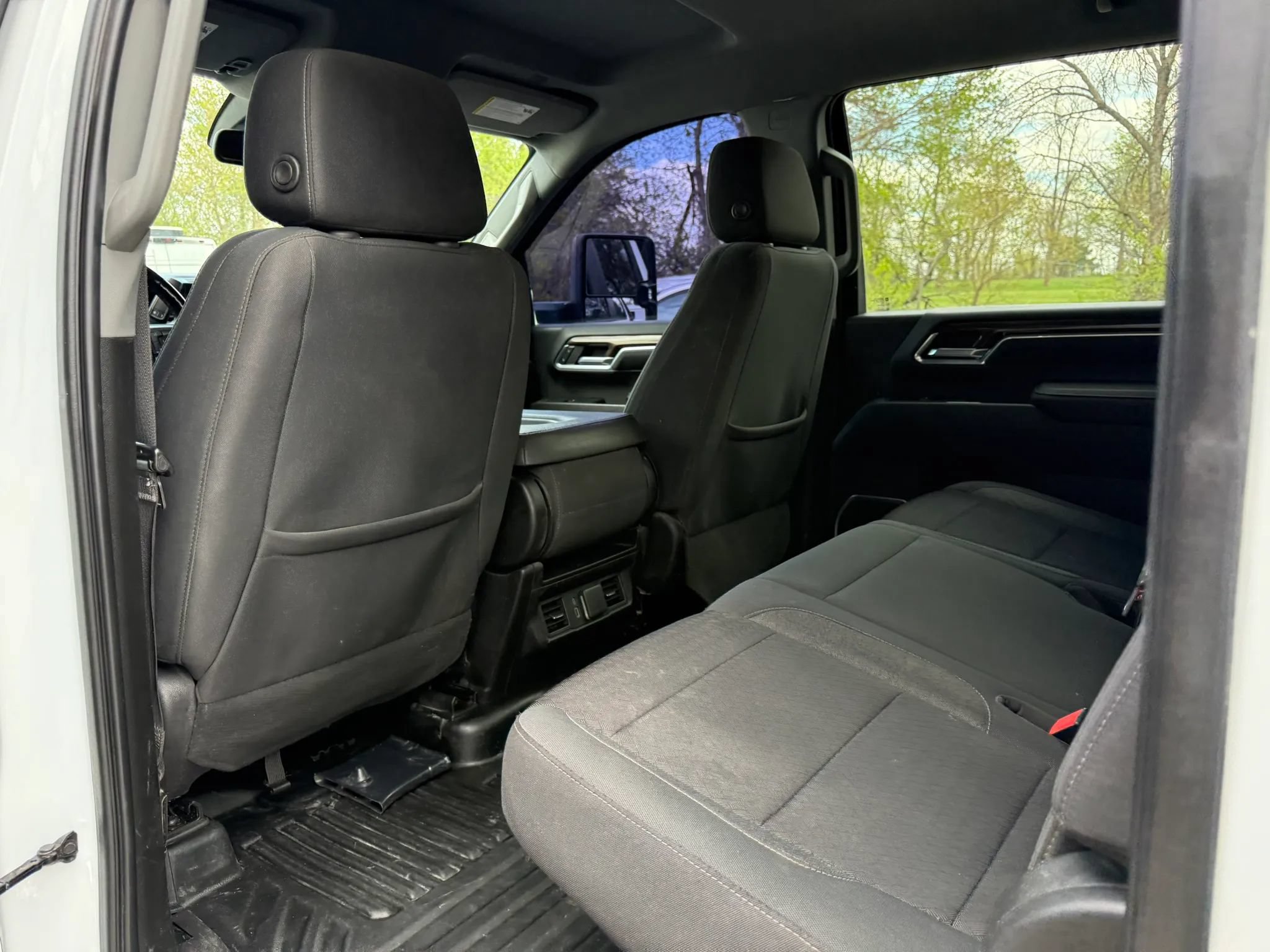 Used 2024 Chevrolet Silverado 2500 LT w/ Convenience Package AWD/4WD image 13
