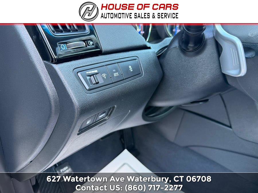 Used 2012 Hyundai Sonata Limited w/ Navigation Pkg FWD image 23
