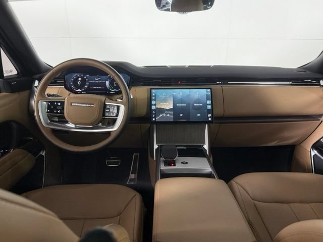 Used 2025 Land Rover Range Rover SE AWD/4WD image 26