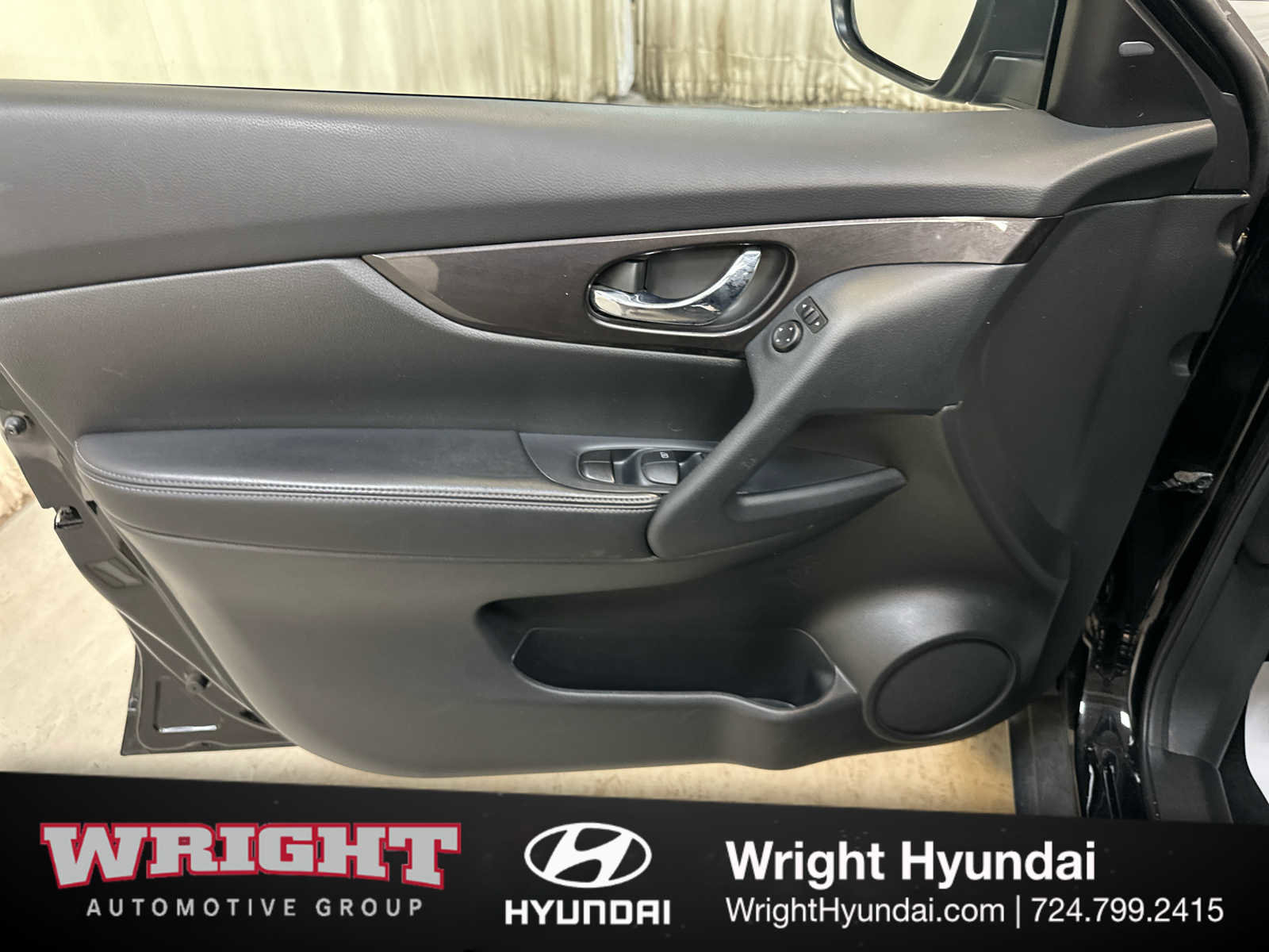 Used 2019 Nissan Rogue S w/ Special Edition Package image 9