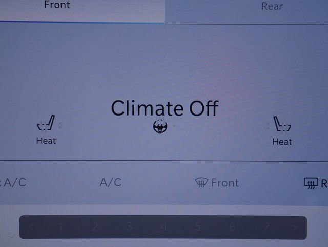 New 2026 Chrysler Pacifica Select image 3