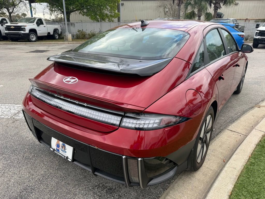 Used 2024 Hyundai Ioniq 6 SE image 4