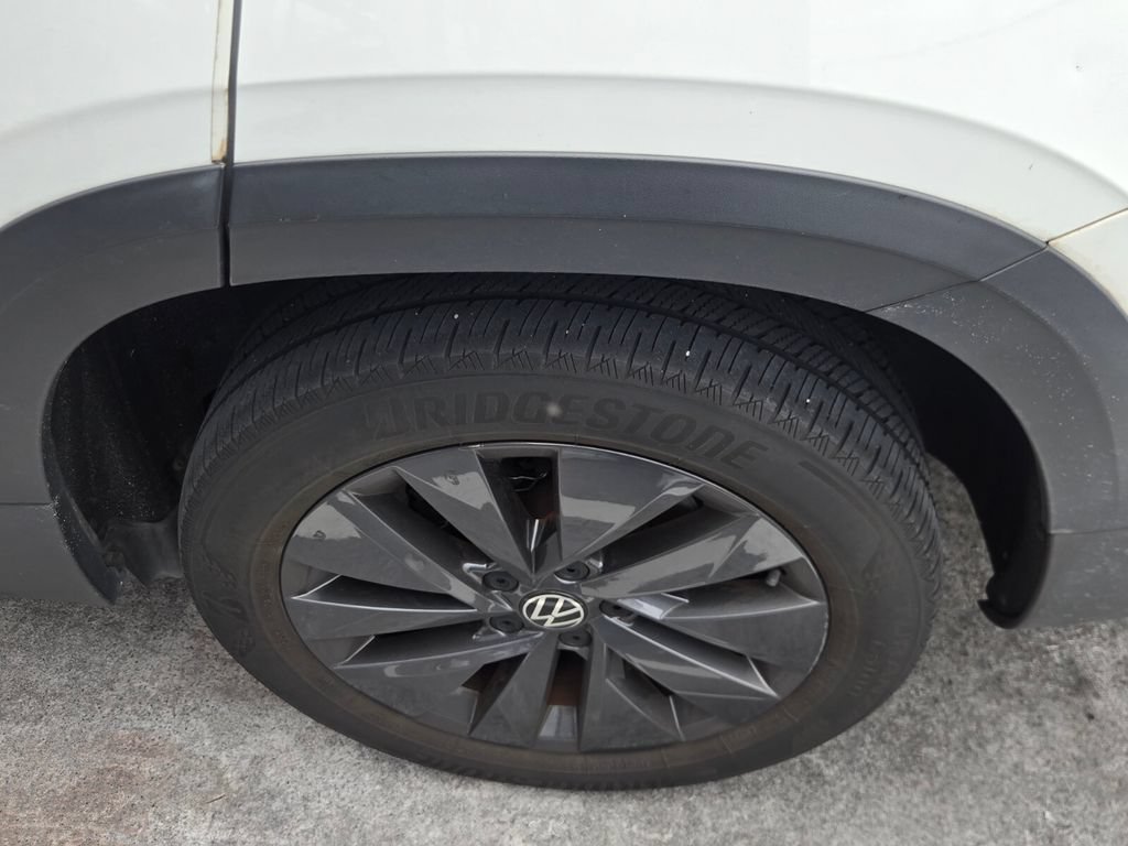 Used 2023 Volkswagen Taos S w/ IQ Drive S Package FWD image 7
