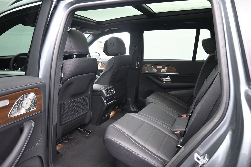 New 2026 Mercedes-Benz GLS 580 4MATIC image 20