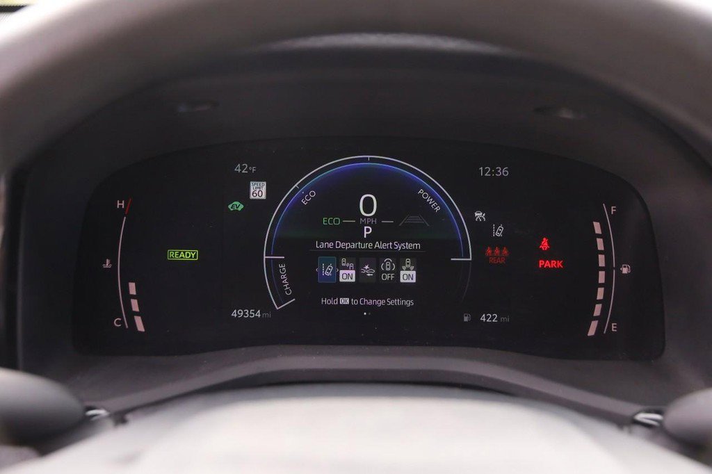 Used 2025 Toyota Camry LE FWD image 13