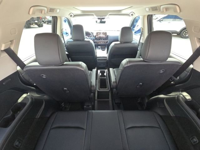 Used 2025 Nissan Pathfinder SL w/ SL Premium Package image 14