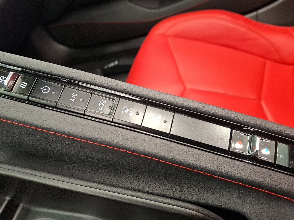 Used 2025 Chevrolet Corvette Z06 image 12