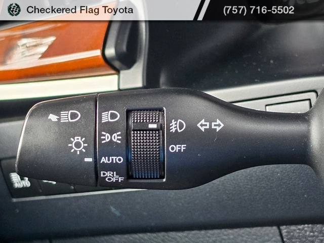 Used 2018 Lexus LX 570 4WD w/ Luxury Package image 31