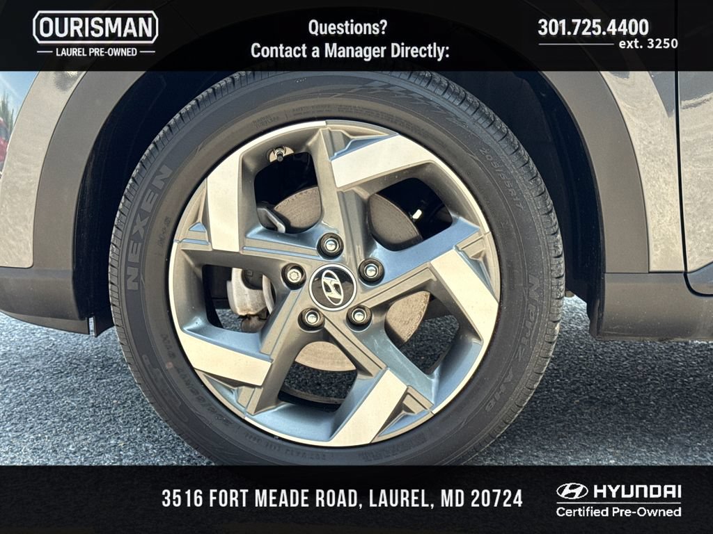 Certified 2024 Hyundai Venue SEL FWD image 5