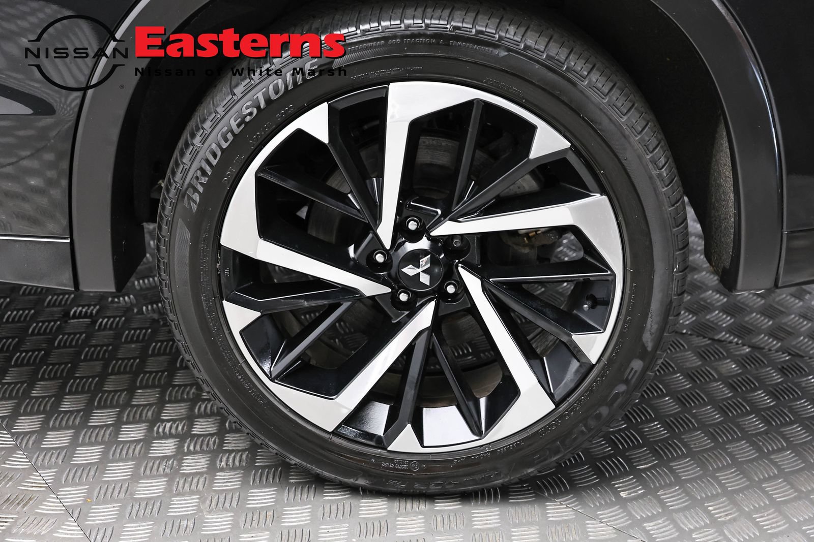 Used 2024 Mitsubishi Outlander SEL AWD/4WD image 8