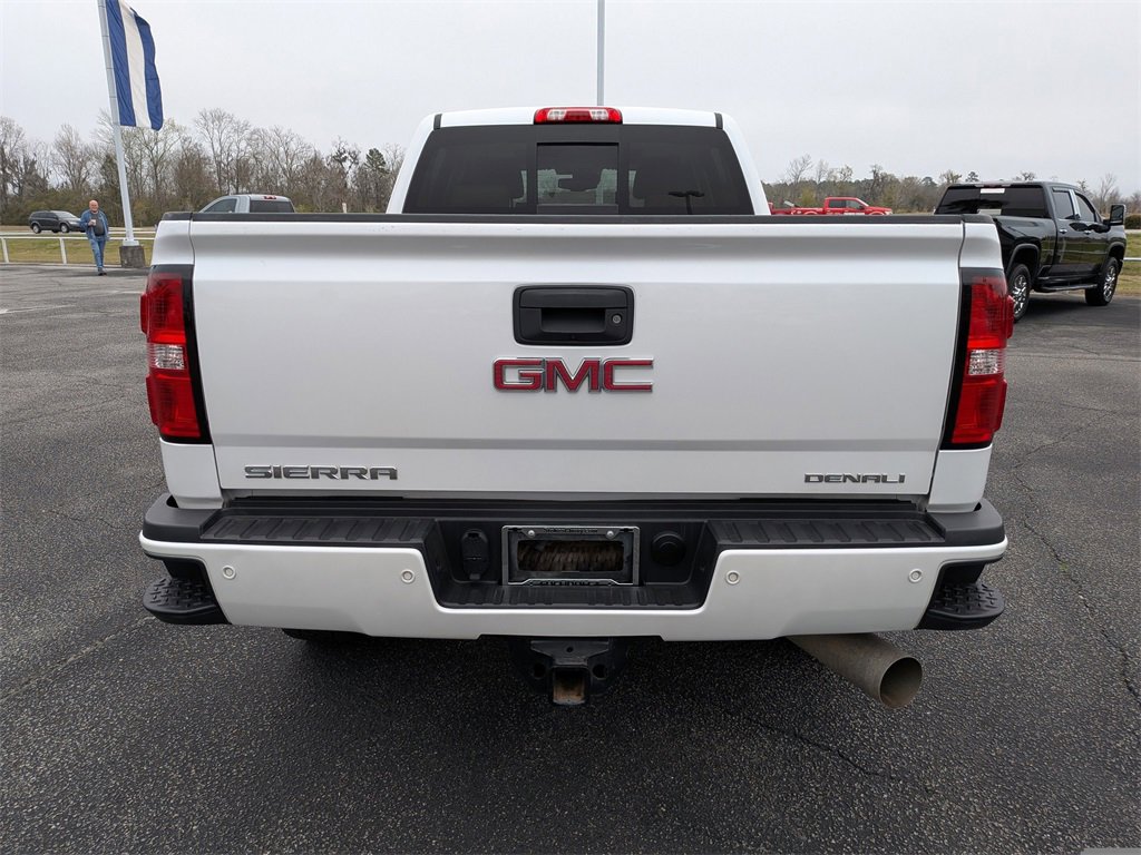Used 2019 GMC Sierra 2500 Denali w/ Duramax Plus Package image 5