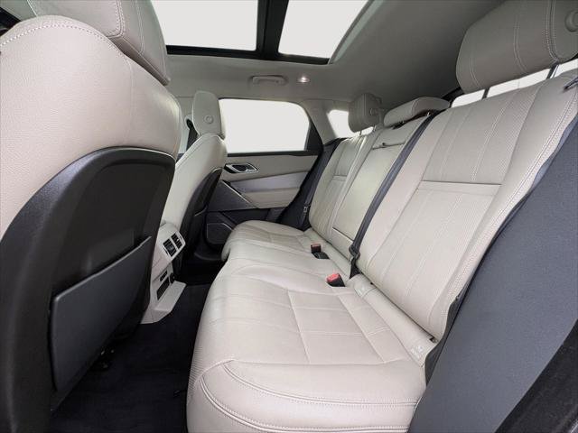 Used 2019 Land Rover Range Rover Velar R-Dynamic SE AWD/4WD image 22