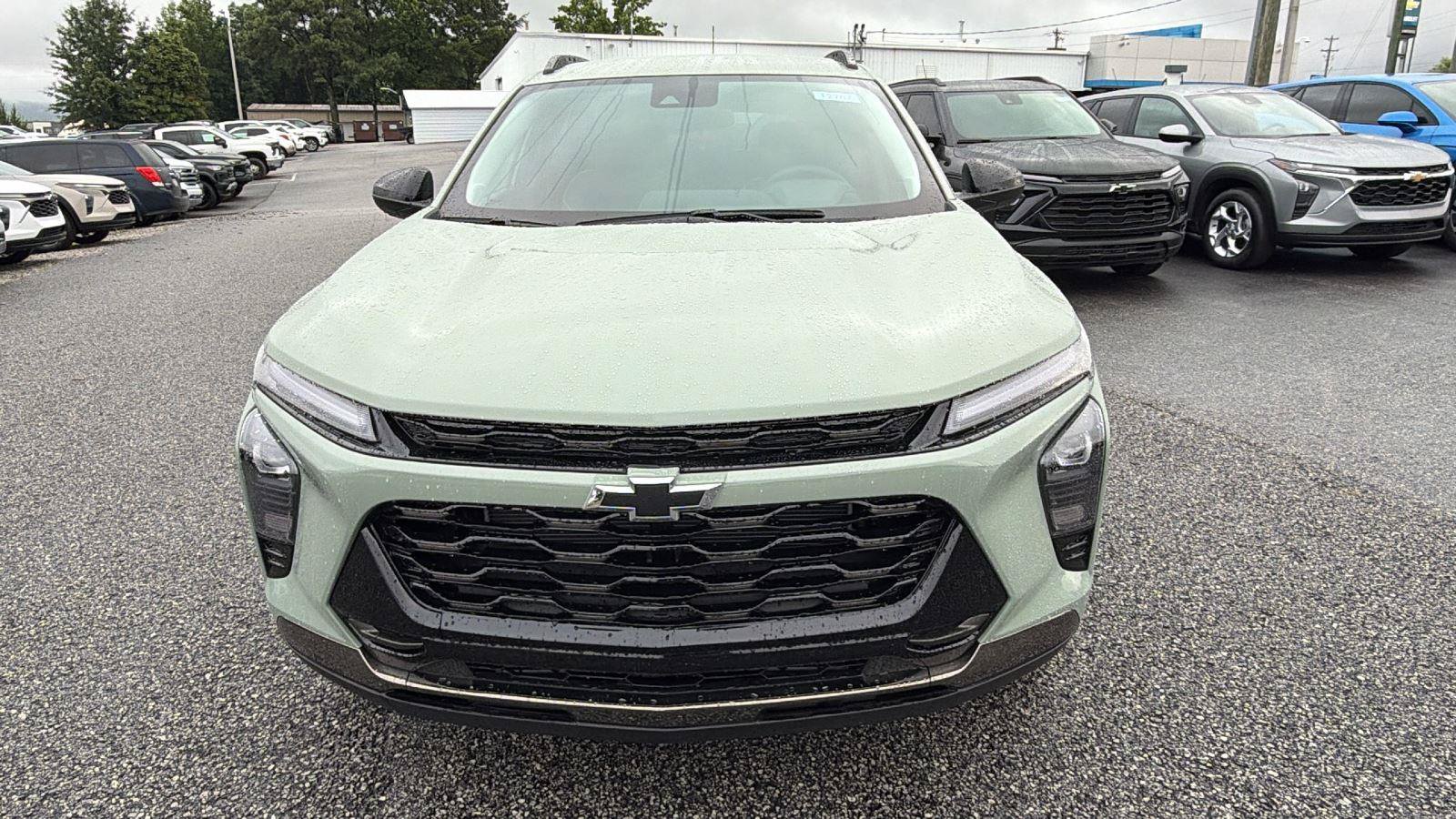 New 2026 Chevrolet Trax ACTIV w/ Driver Confidence Package FWD image 2