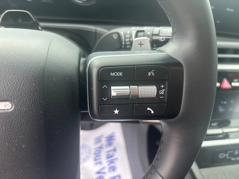 Used 2024 Hyundai Santa Fe SEL FWD image 35