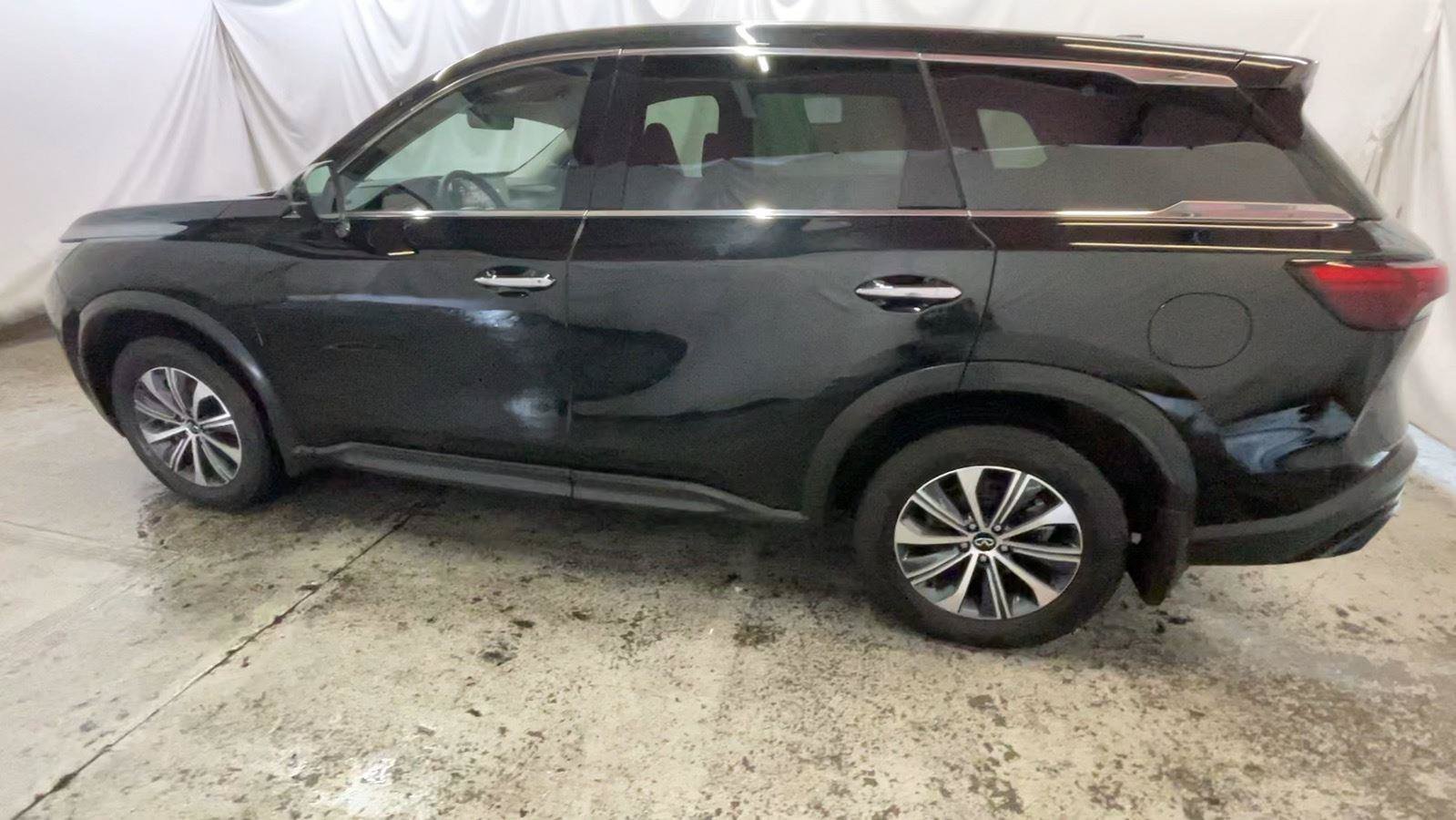 Used 2025 INFINITI QX60 Pure AWD/4WD image 10