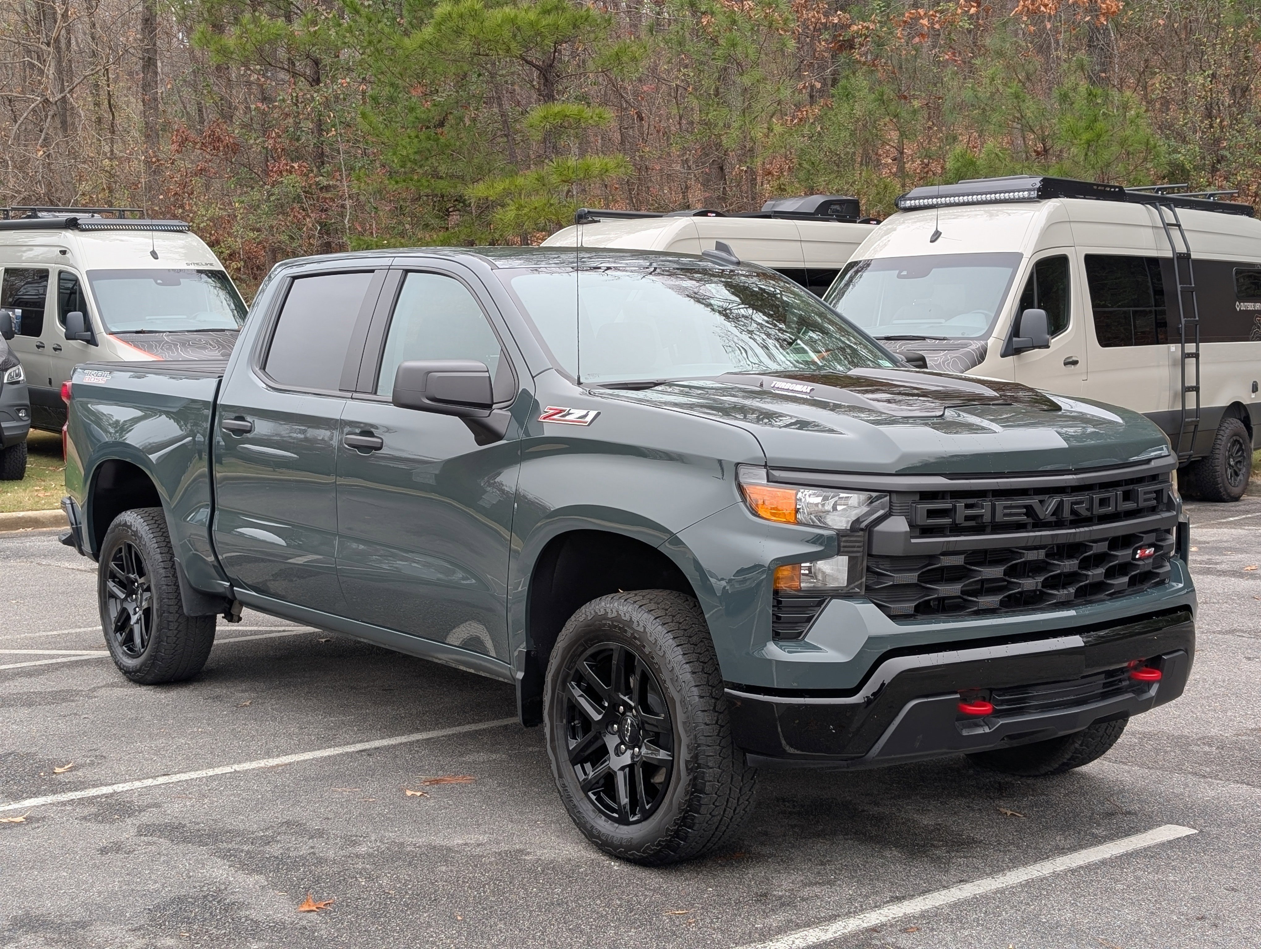 Used 2025 Chevrolet Silverado 1500 Custom Trail Boss AWD/4WD image 11