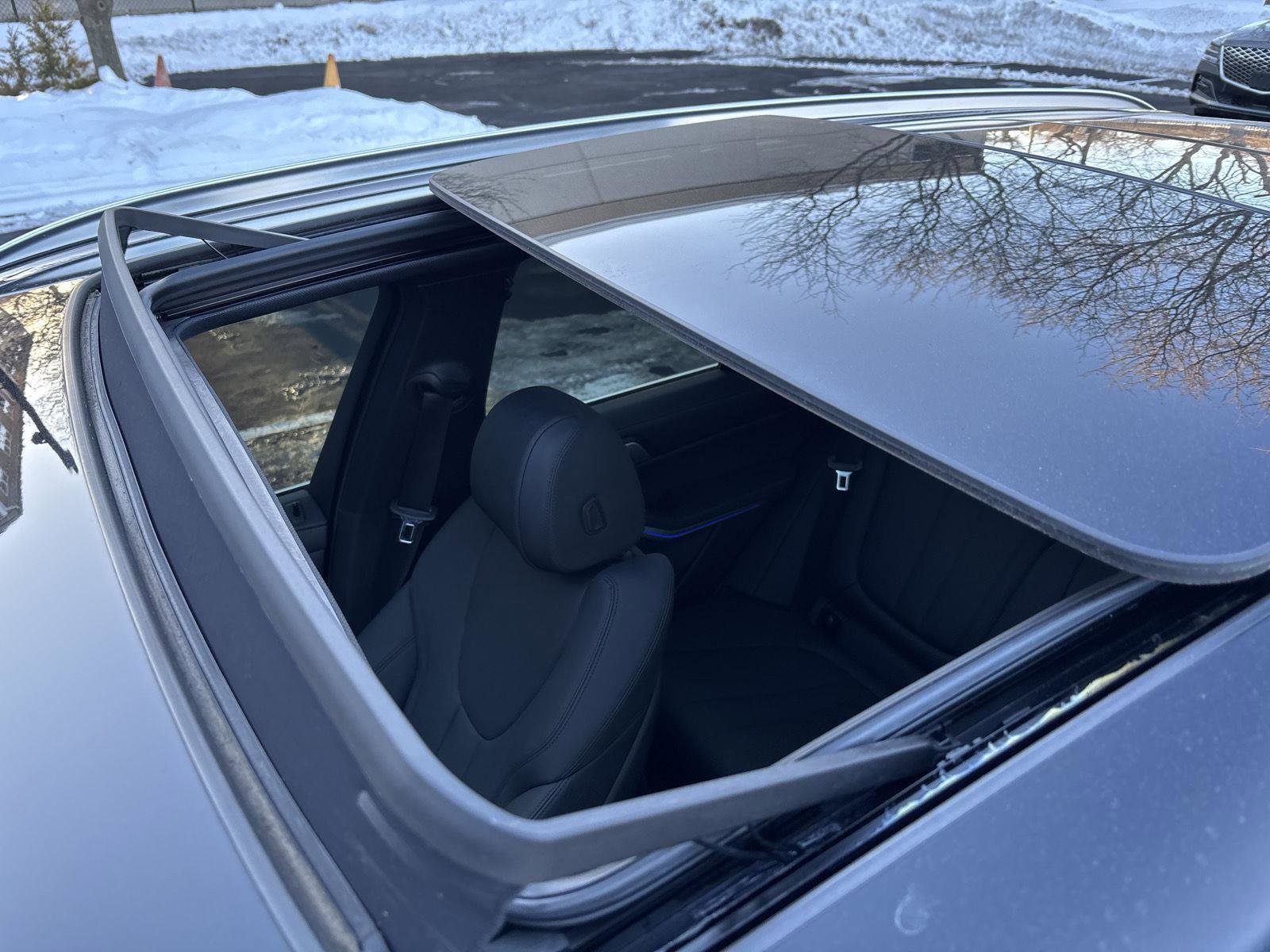 Used 2020 BMW X5 xDrive40i w/ Convenience Package image 32