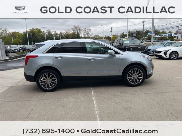 Used 2017 Cadillac XT5 Luxury w/ Driver Awareness Package FWD image 4