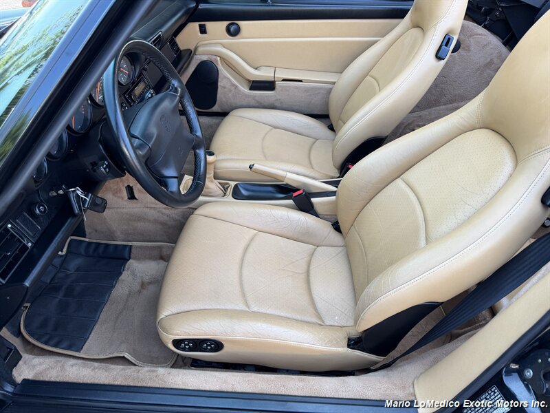 Used 1998 Porsche 911 Carrera RWD image 31