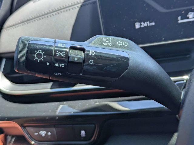 Used 2025 Kia Carnival SX Prestige FWD image 27