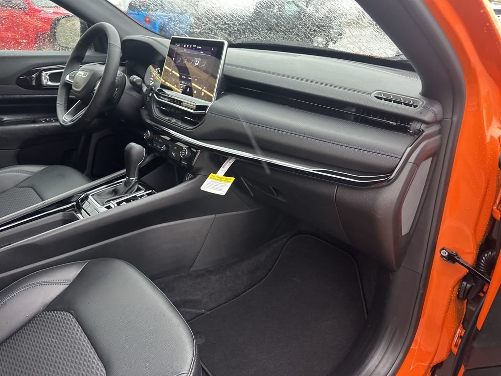 New 2026 Jeep Compass Latitude AWD/4WD image 53