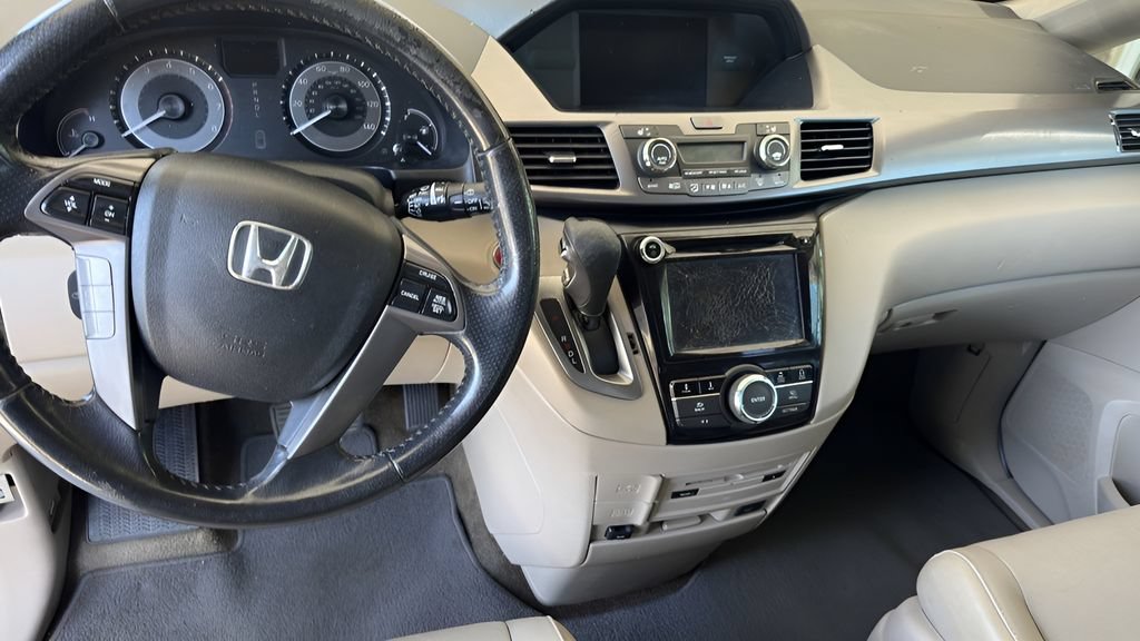 Used 2014 Honda Odyssey EX-L image 4