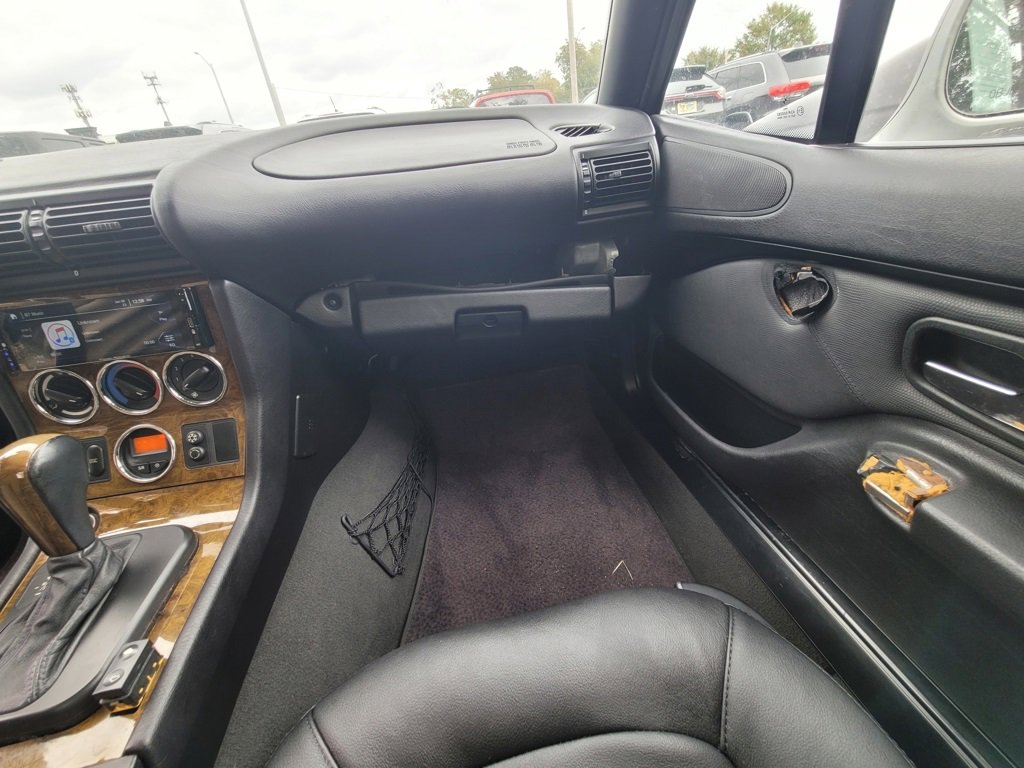 Used 2002 BMW Z3 3.0i image 13