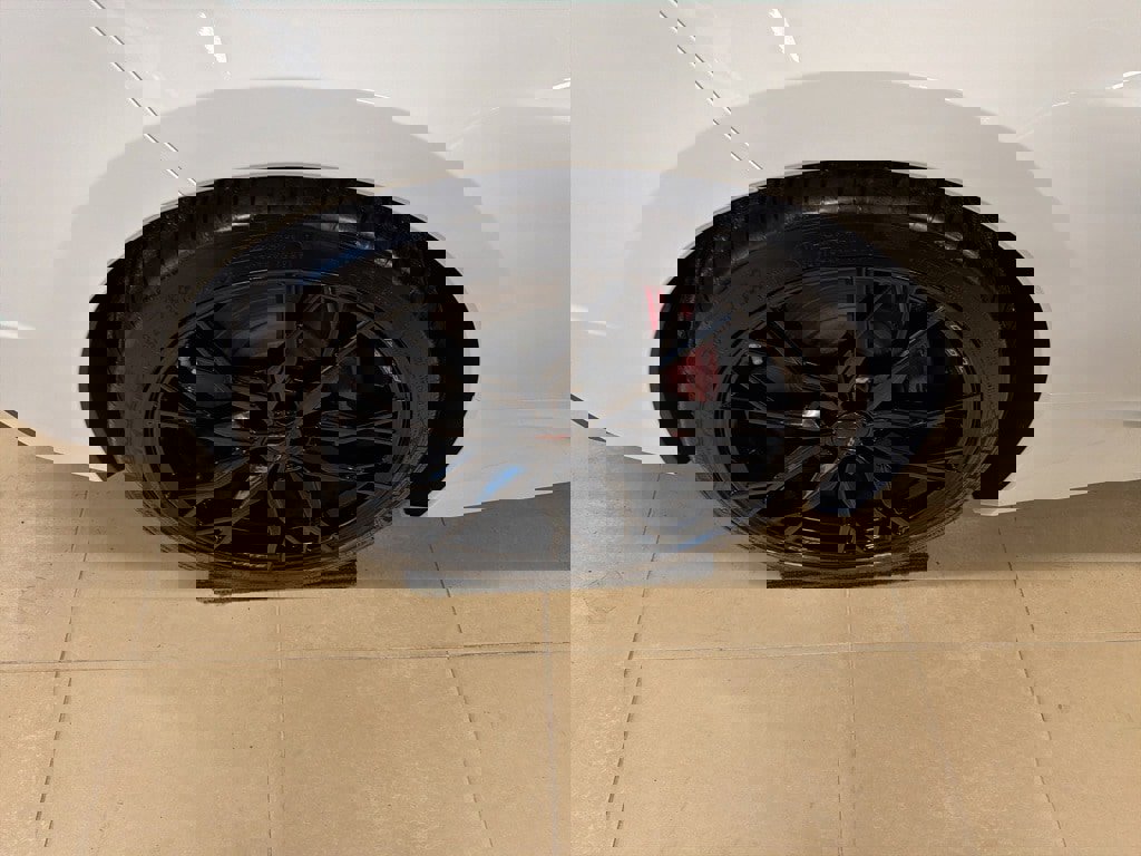 Used 2025 Chevrolet Corvette Stingray Premium Conv w/ Z51 Performance Package image 19