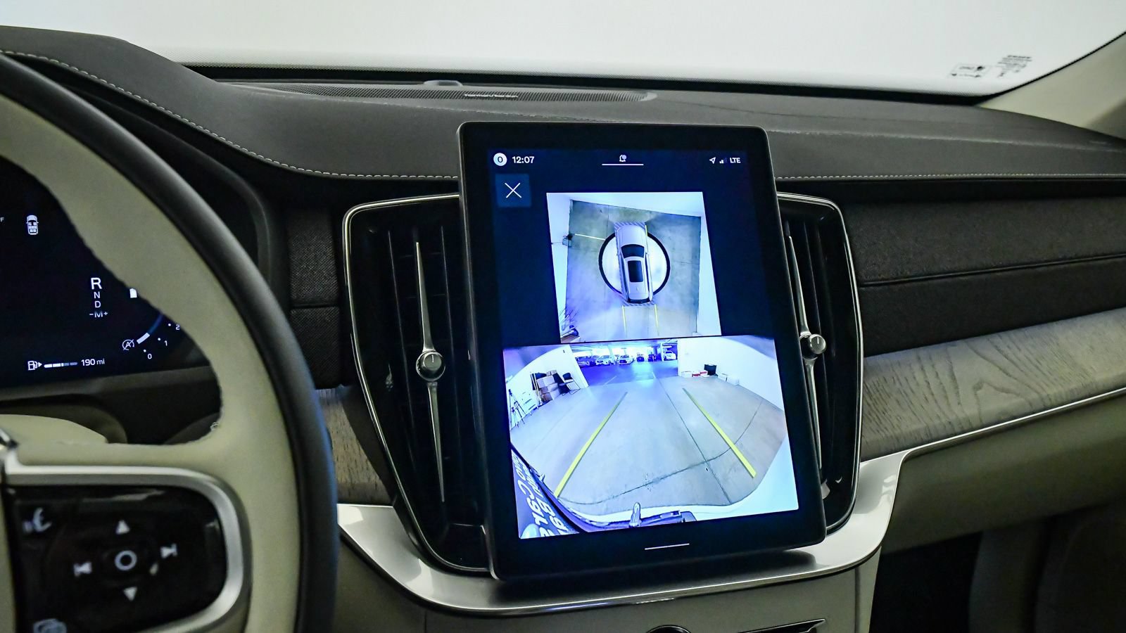 Certified 2026 Volvo XC90 B6 Ultra w/ Protection Package AWD/4WD image 23