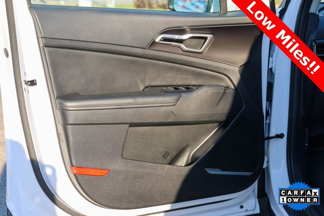 Used 2024 Kia Sportage EX image 9