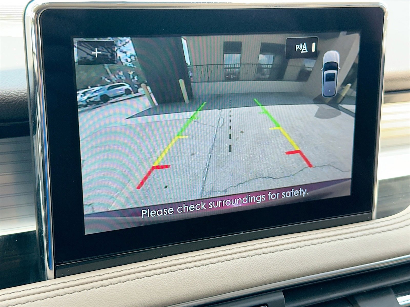 Used 2021 Lincoln Corsair Standard image 13