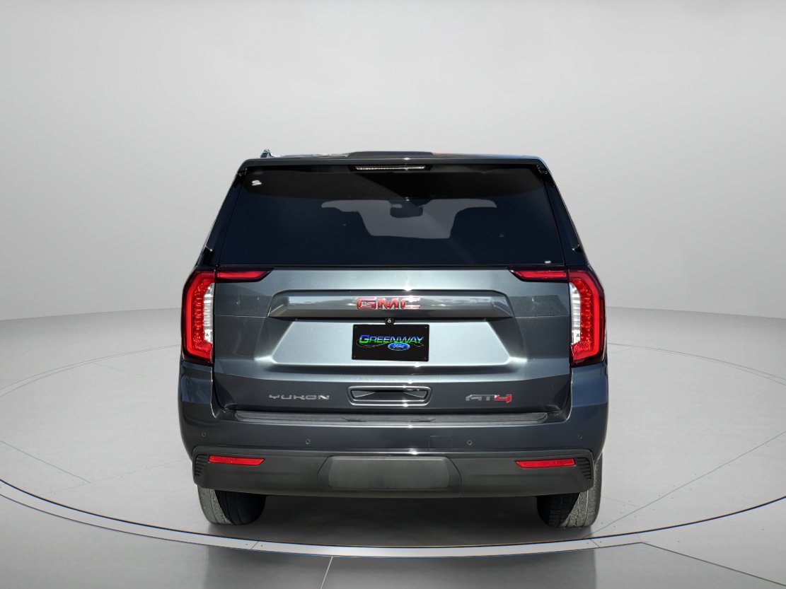 Used 2021 GMC Yukon XL AT4 w/ Technology Package image 4