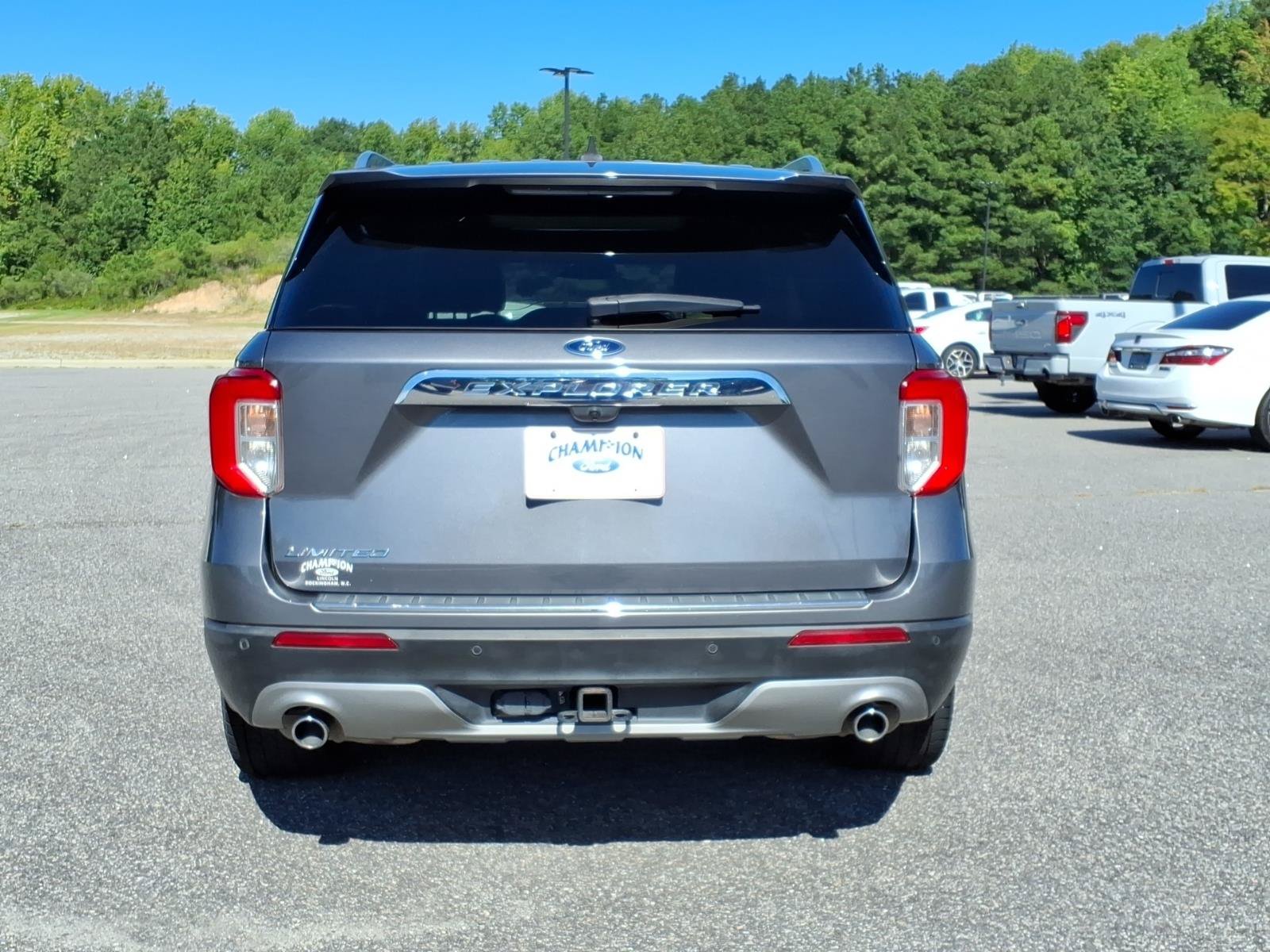 Used 2021 Ford Explorer Limited w/ Equipment Group 301A RWD image 26