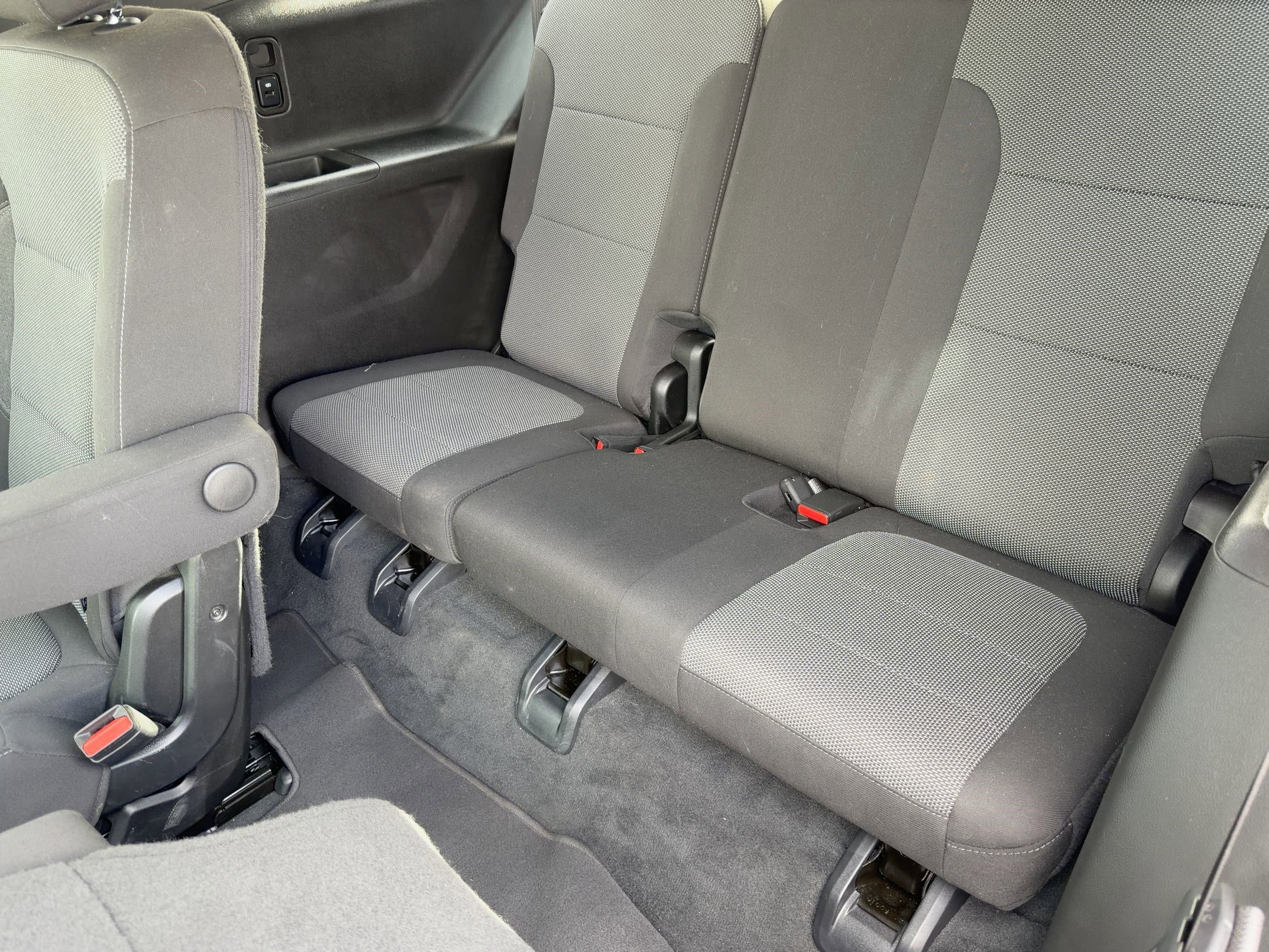 Used 2023 Chevrolet Traverse LT image 26